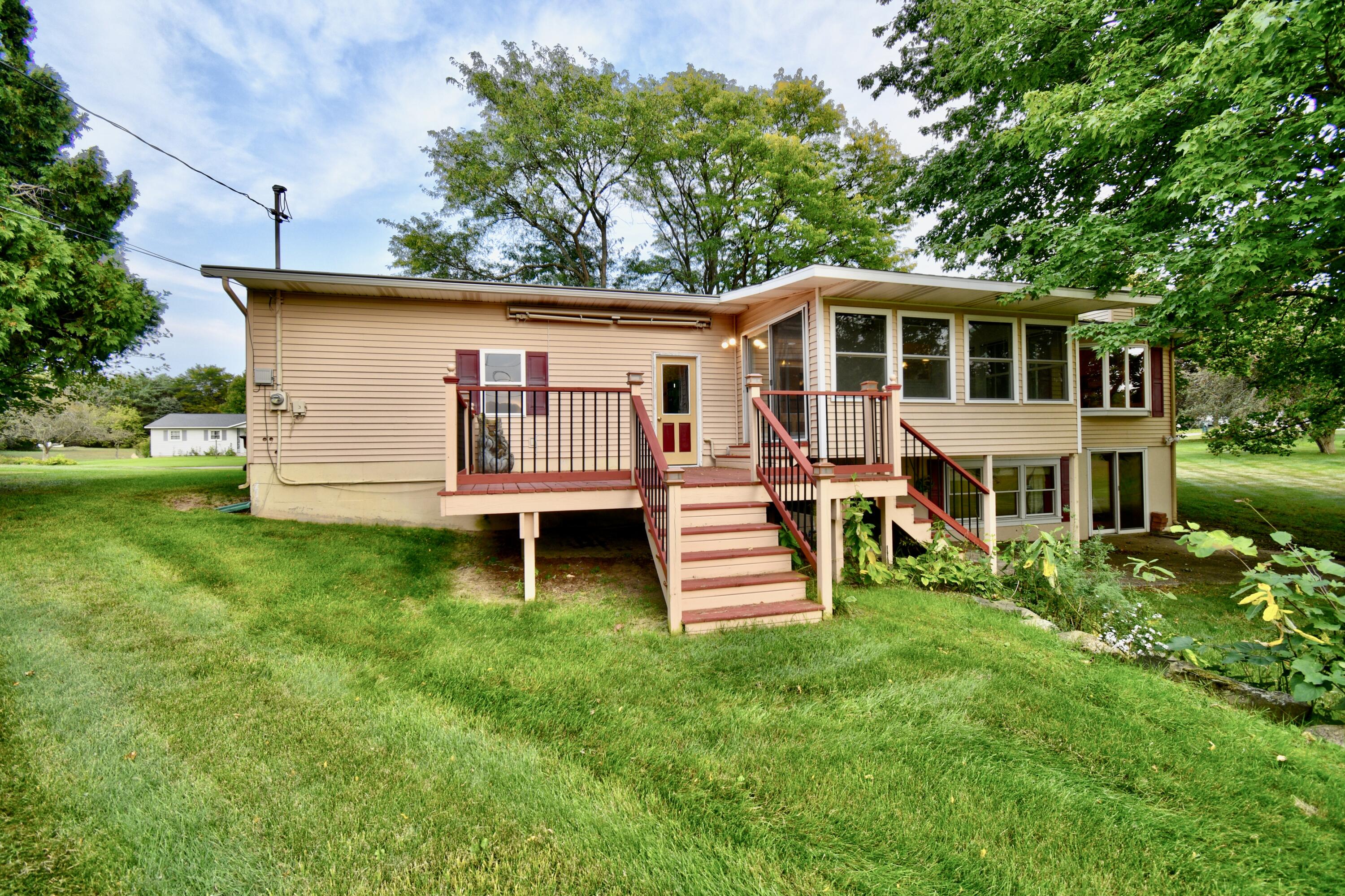 721 North State Road Belding, MI 48809 - Photo 4 of 65 DSC_9230_1_2