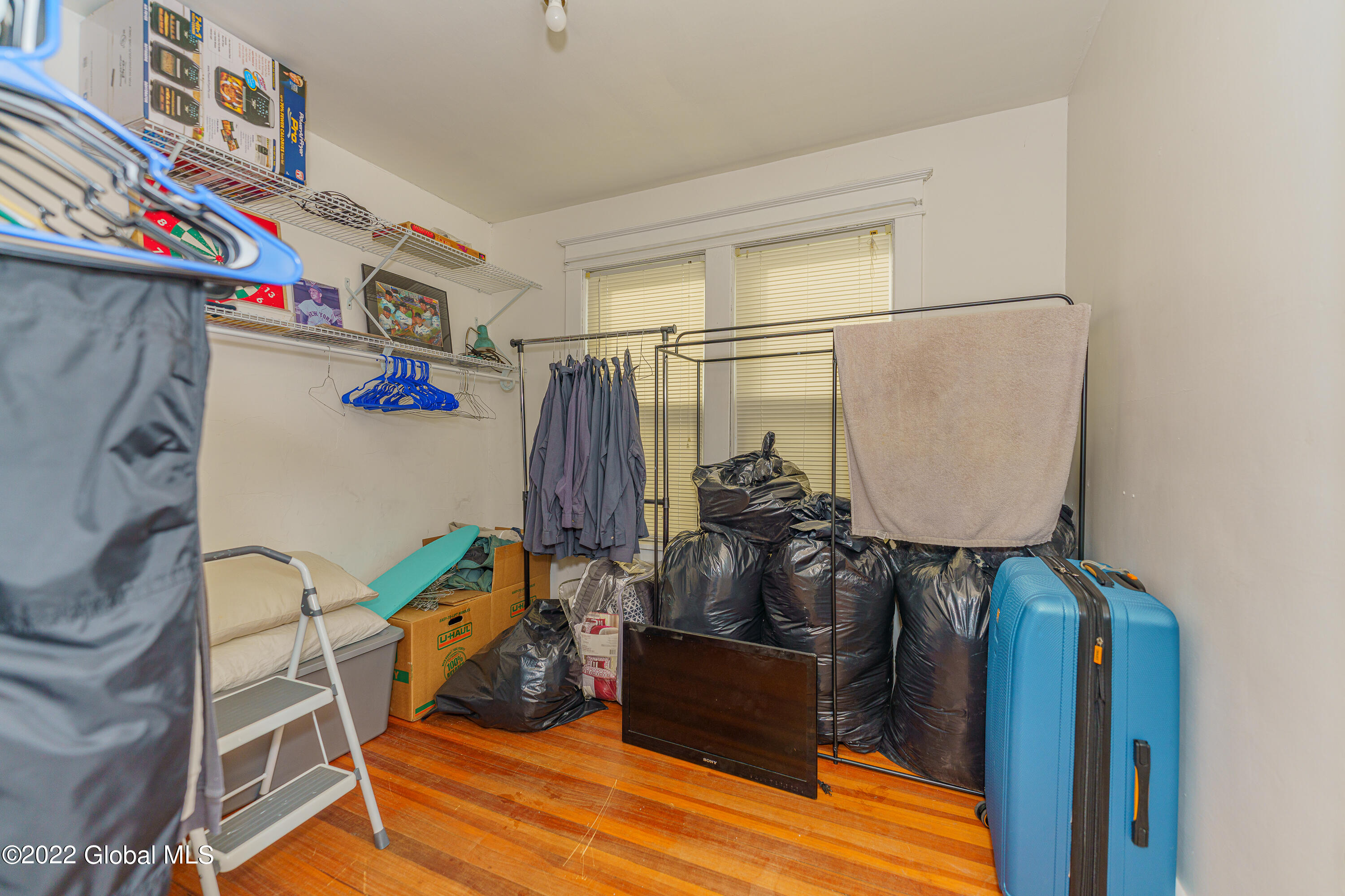 1473 Rugby Road Schenectady, NY 12308 - Photo 17 of 42 1 Apt Up 14