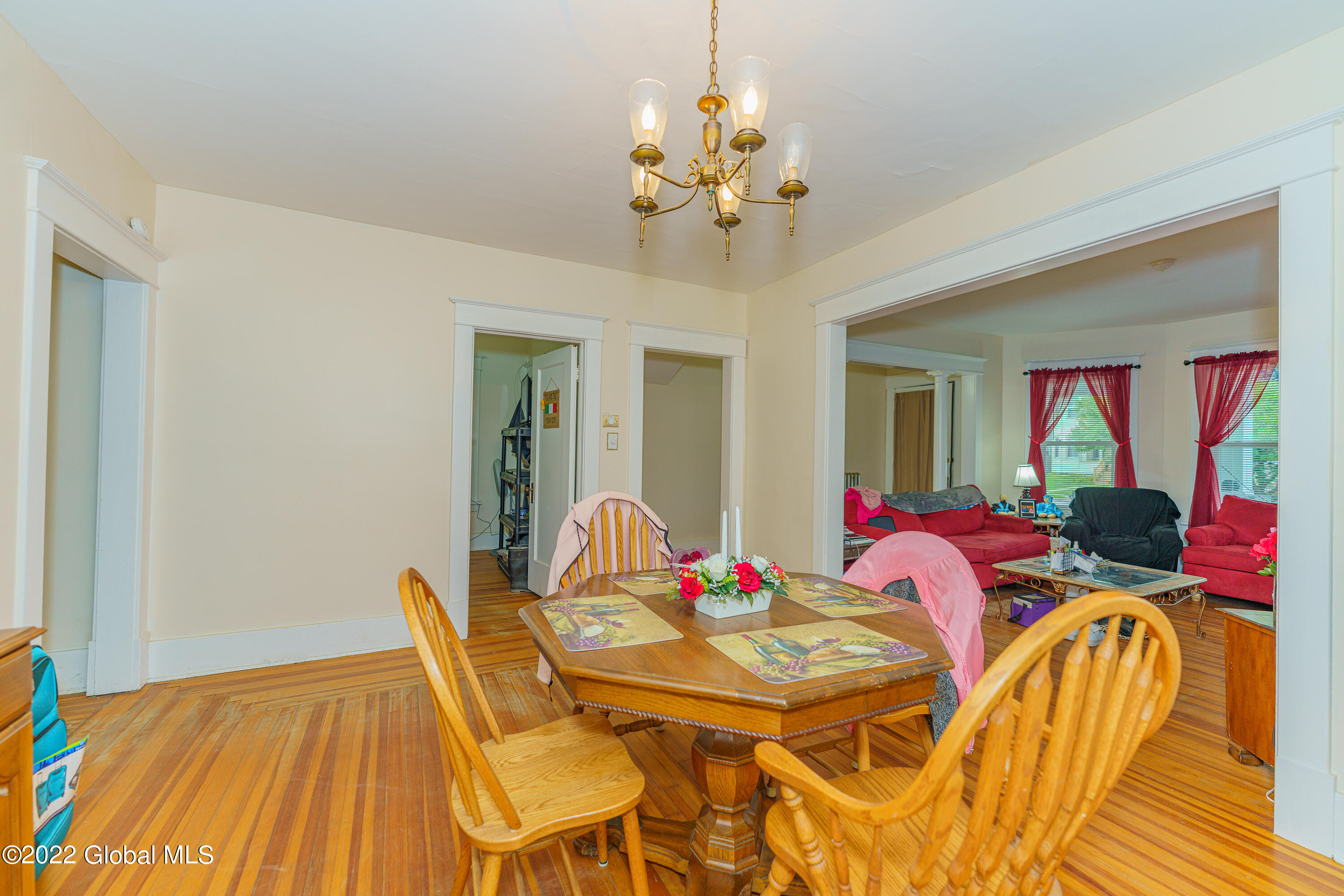 1473 Rugby Road Schenectady, NY 12308 - Photo 29 of 42 2 Apt Down 6