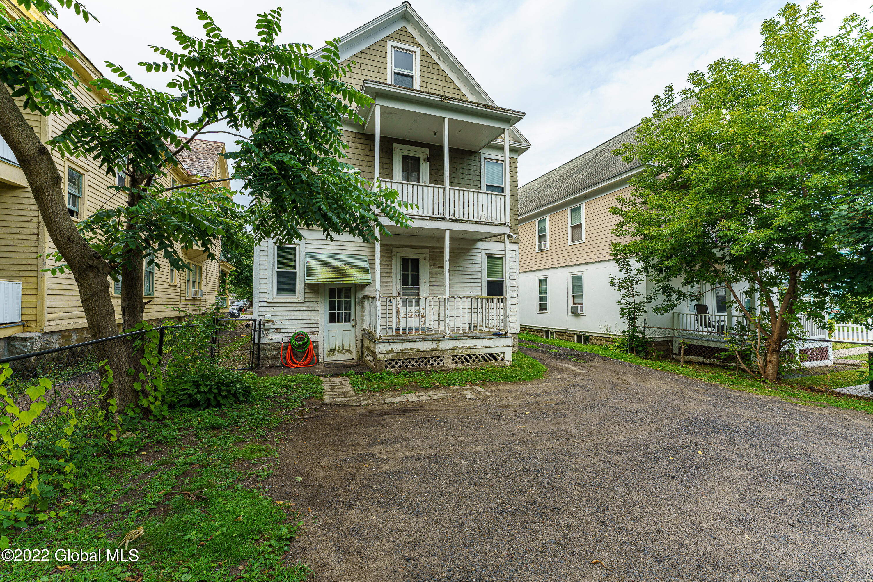 1473 Rugby Road Schenectady, NY 12308 - Photo 42 of 42 Yard 3