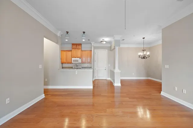 $2,650 | 200 River Landing Drive, Unit 104F, Charleston, SC 29492