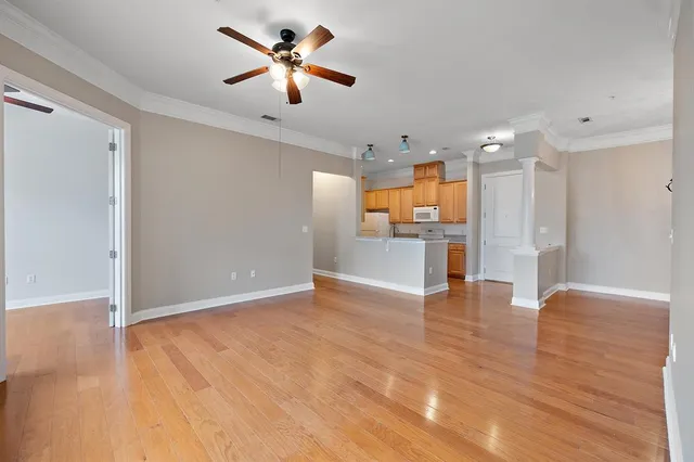 $2,650 | 200 River Landing Drive, Unit 104F, Charleston, SC 29492