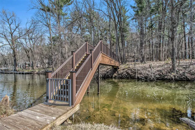 $699,000 | 1885 Timber Trail Drive Southeast, Ada, MI 49301