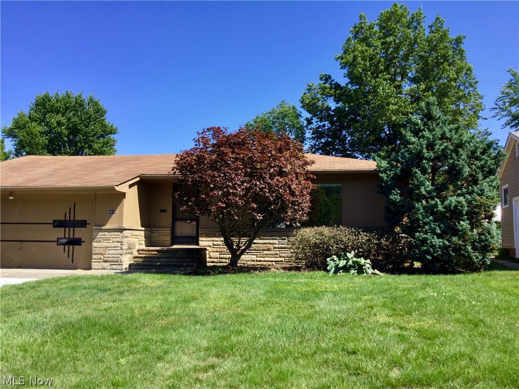 6414 Eastondale Road Cleveland, OH 44124 - Photo 1 of 13