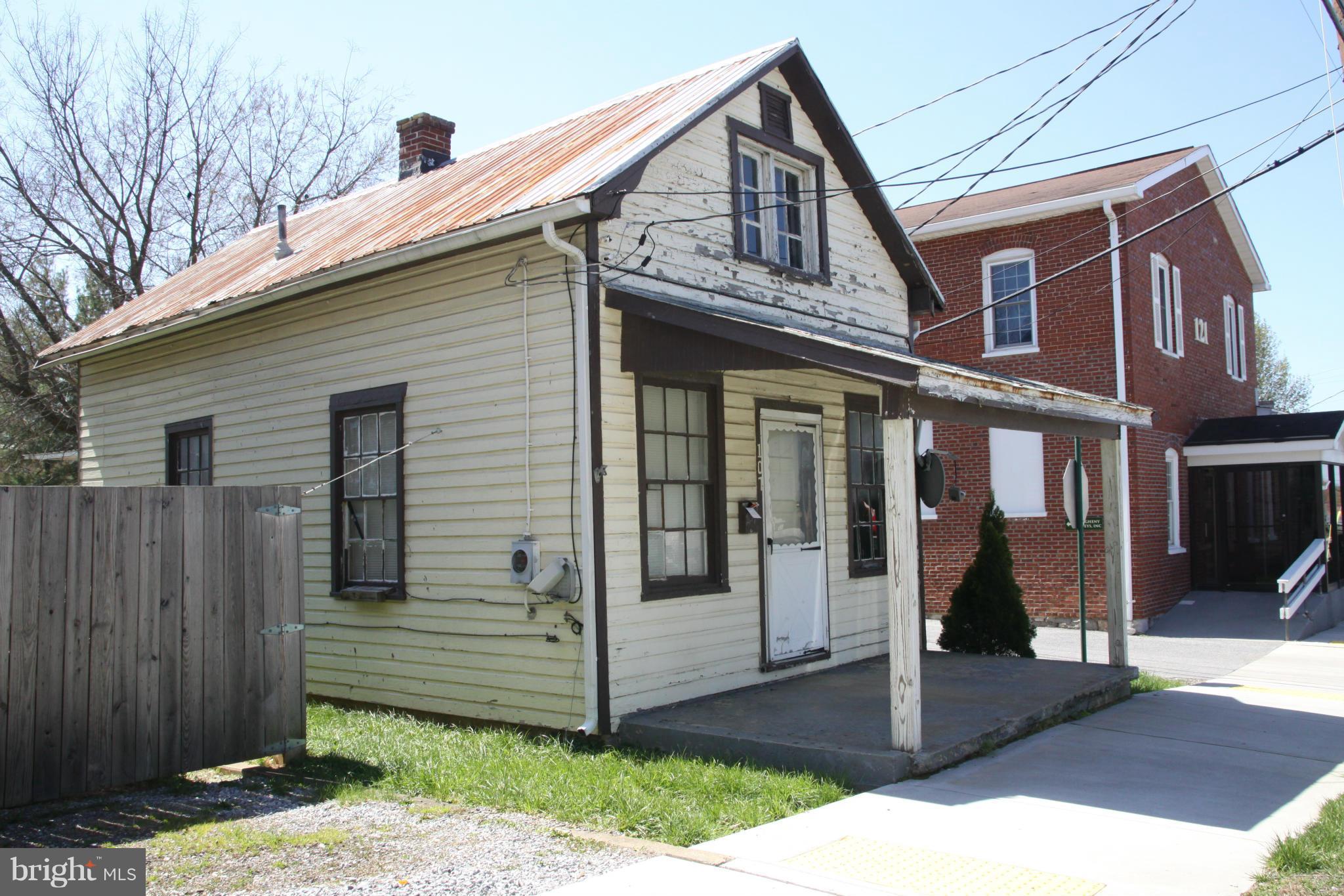 400 South Mildred Street Ranson, WV 25438 - Photo 8 of 11 View