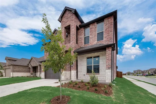 $2,800 | 373 Braves Way, Lavon, TX 75166