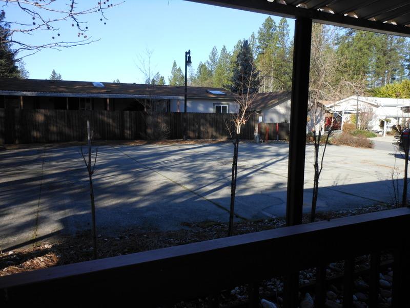 10073 Dalewood Way Grass Valley, CA 95949 - Photo 32 of 34 a view of a street from a balcony