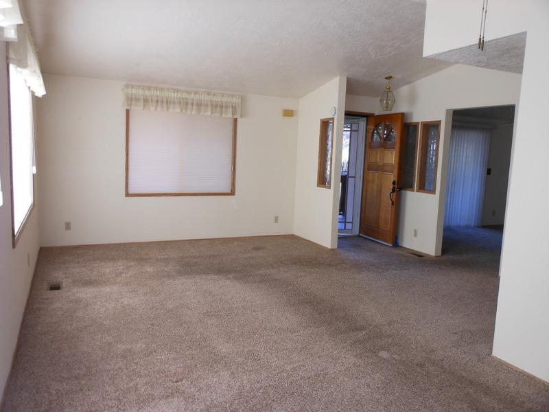10073 Dalewood Way Grass Valley, CA 95949 - Photo 10 of 34 a view of an empty room with a window