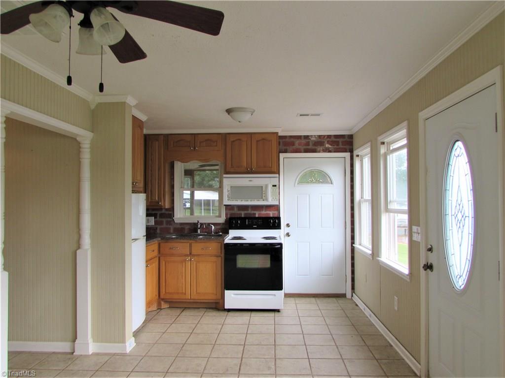 1114 Young Mill Road Lexington, NC 27292 - Photo 9 of 16 Gallery Image 9