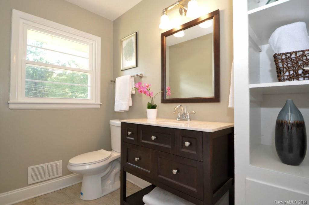 3808 Topsfield Road Charlotte, NC 28211 - Photo 12 of 21 Gallery Image 12