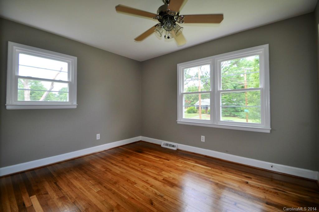 3808 Topsfield Road Charlotte, NC 28211 - Photo 16 of 21 Gallery Image 16