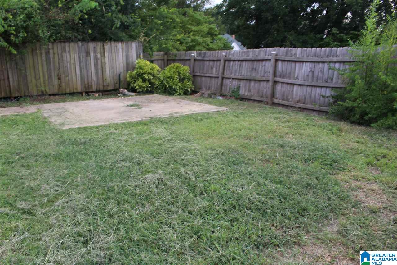 712 Goodwin Avenue Anniston, AL 36207 - Photo 4 of 12