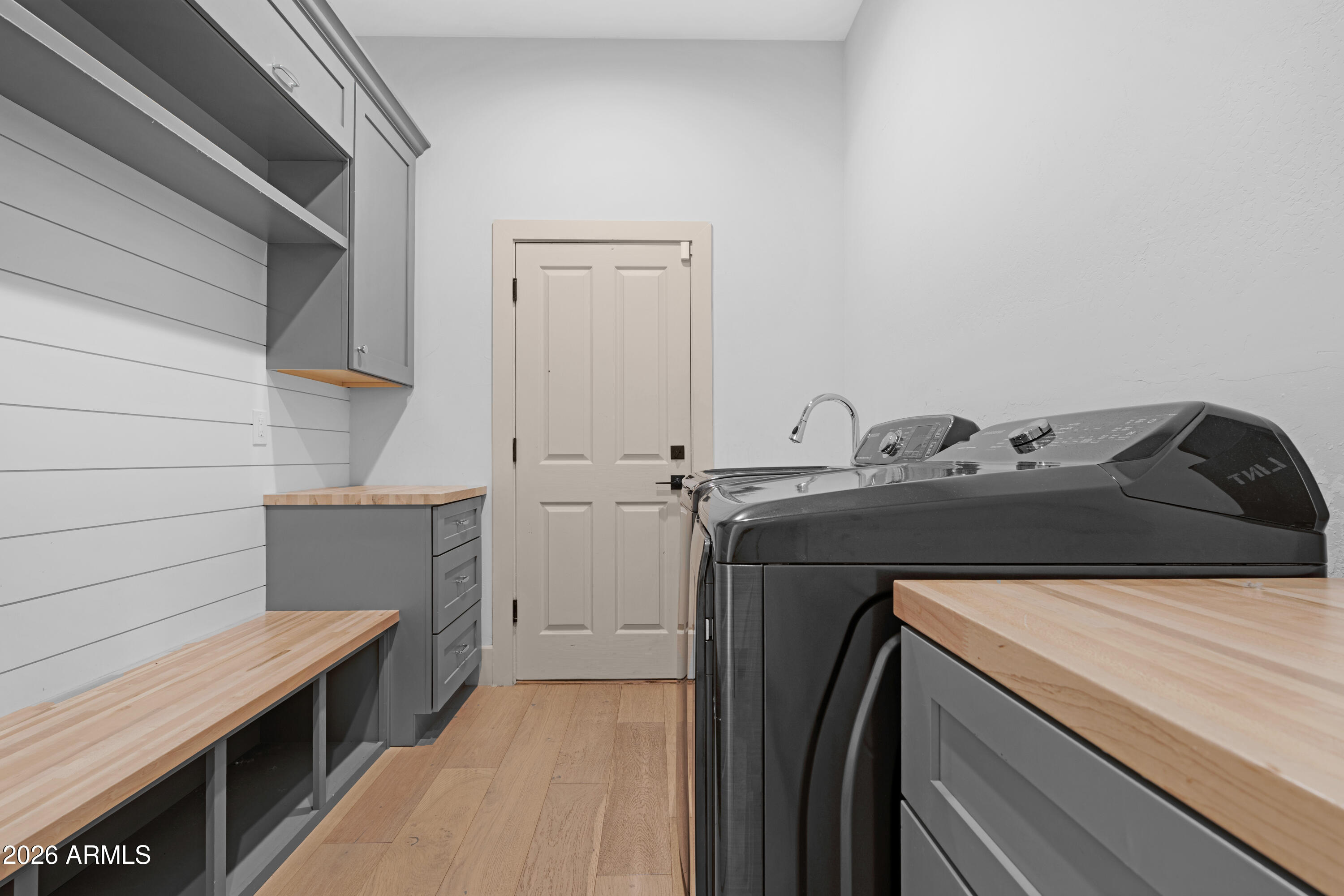 9470 East Bloomfield Road Scottsdale, AZ 85260 - Photo 41 of 49 Laundry
