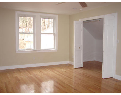 34 Playstead Road, Unit 2 Newton, MA 02458 - Photo 10 of 13 Gallery Image 10