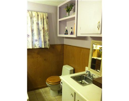 2 Memory Lane Westerly, RI 02891 - Photo 11 of 20 Bathroom.