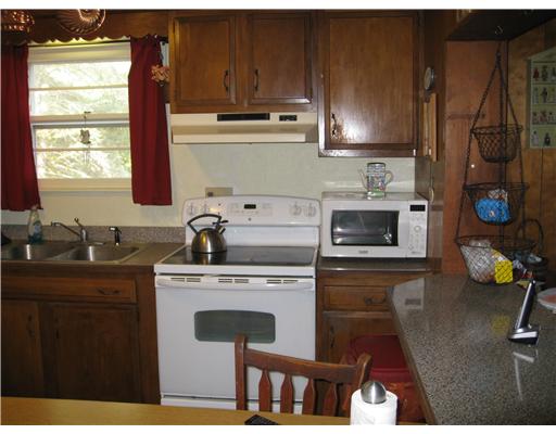 2 Memory Lane Westerly, RI 02891 - Photo 3 of 20 Kitchen.