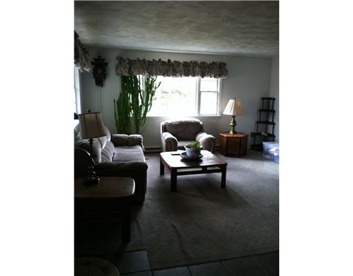 2 Memory Lane Westerly, RI 02891 - Photo 8 of 20 Living Room.