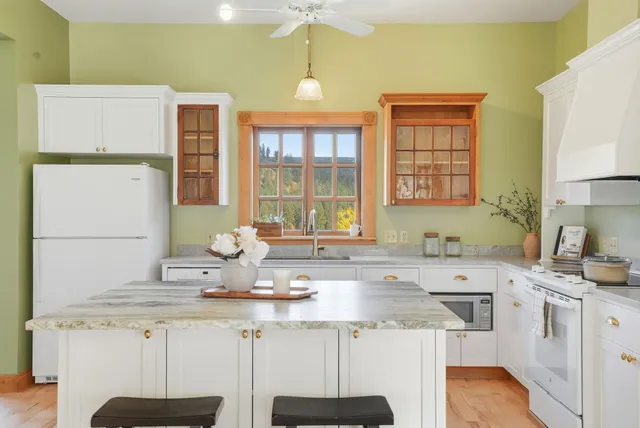 $1,349,000 | 4408 East Spangle Creek Road, Valleyford, WA 99036