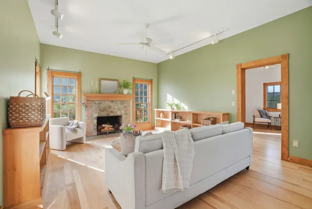 $1,349,000 | 4408 East Spangle Creek Road, Valleyford, WA 99036