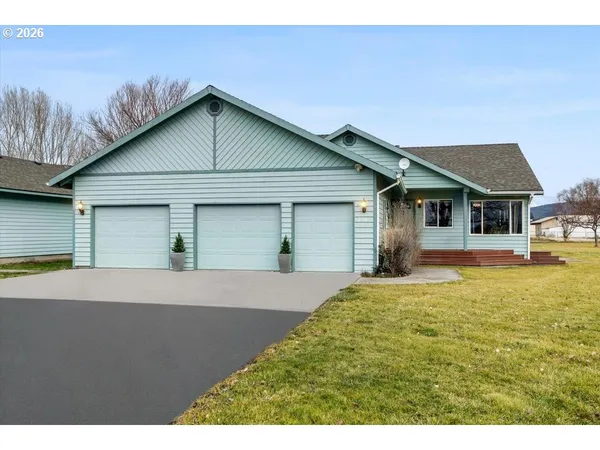 $784,000 | 7208 Northeast Ochoco Highway, Prineville, OR 97754