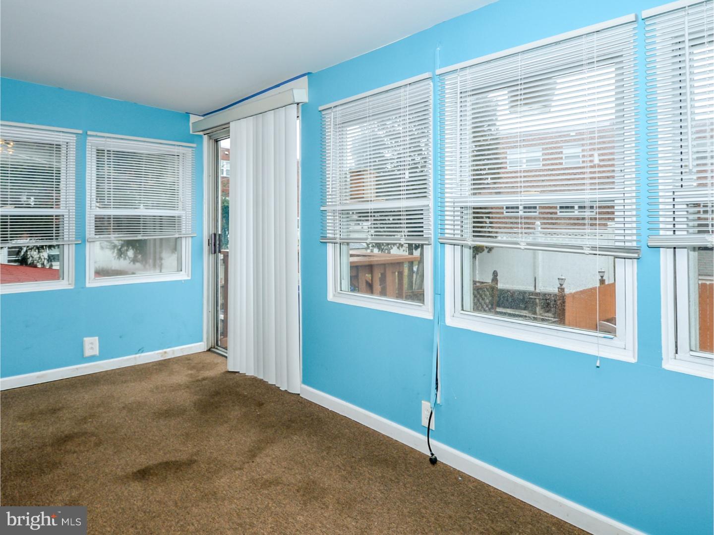 12702 Elnora Road Philadelphia, PA 19154 - Photo 12 of 25