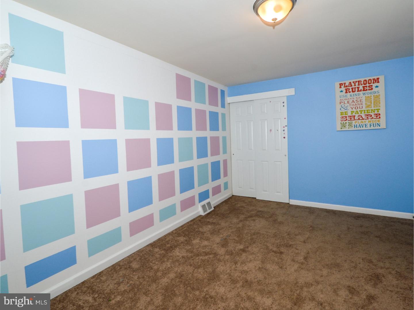 12702 Elnora Road Philadelphia, PA 19154 - Photo 18 of 25