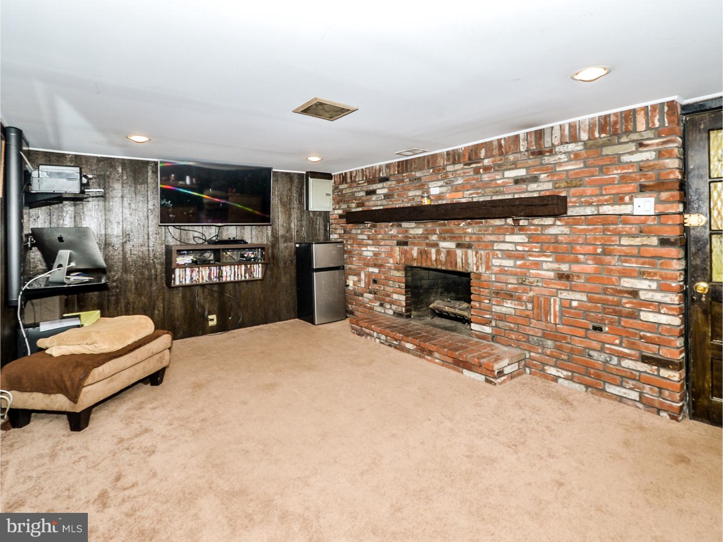 12702 Elnora Road Philadelphia, PA 19154 - Photo 20 of 25