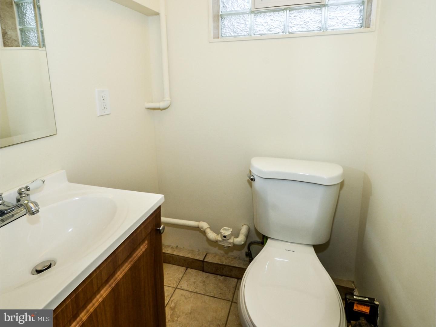 12702 Elnora Road Philadelphia, PA 19154 - Photo 21 of 25