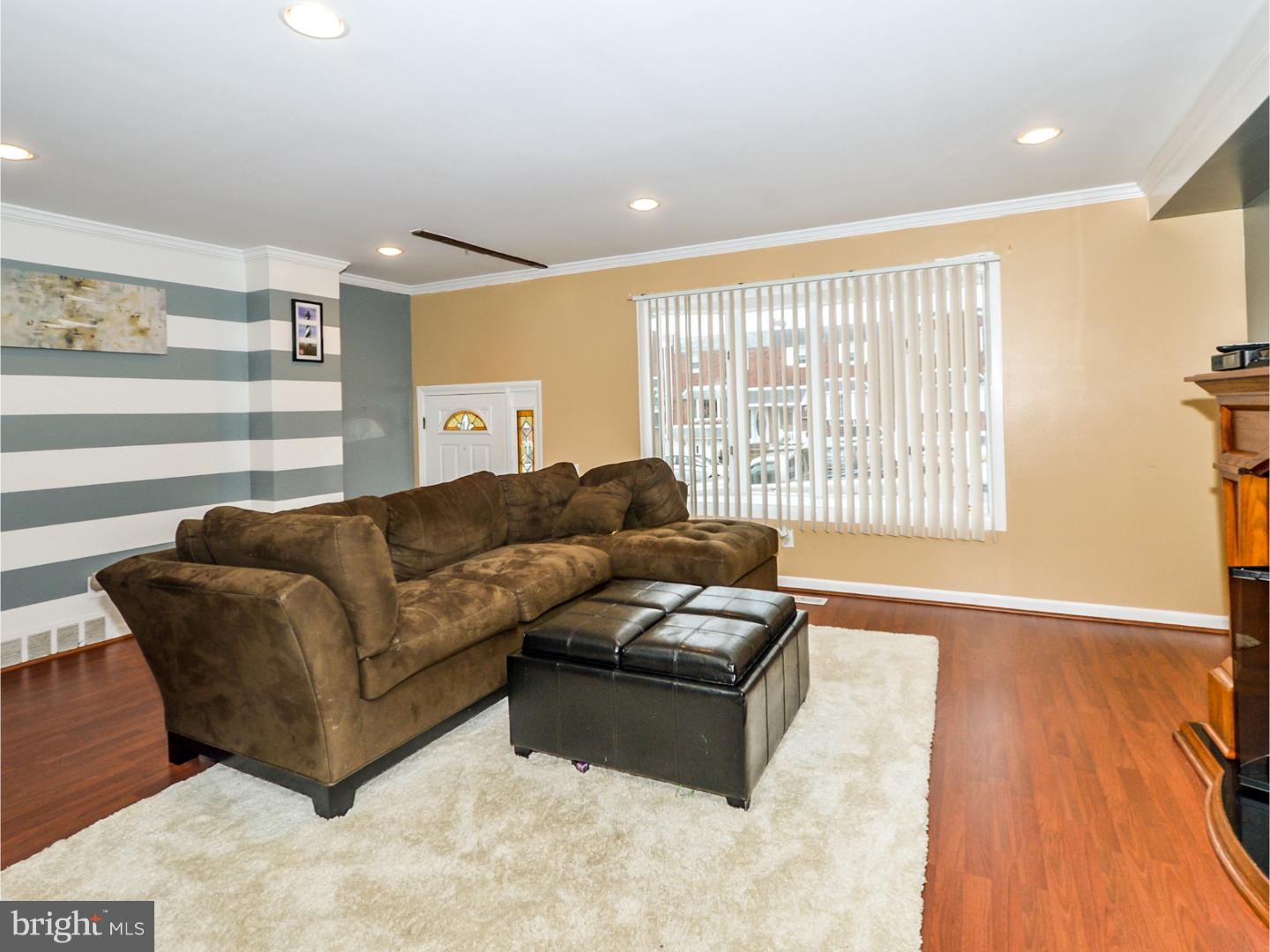 12702 Elnora Road Philadelphia, PA 19154 - Photo 5 of 25