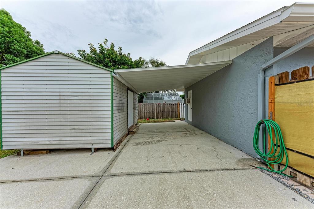 6715 12th Avenue Northwest Bradenton, FL 34209 - Photo 43 of 43 a view of a garage