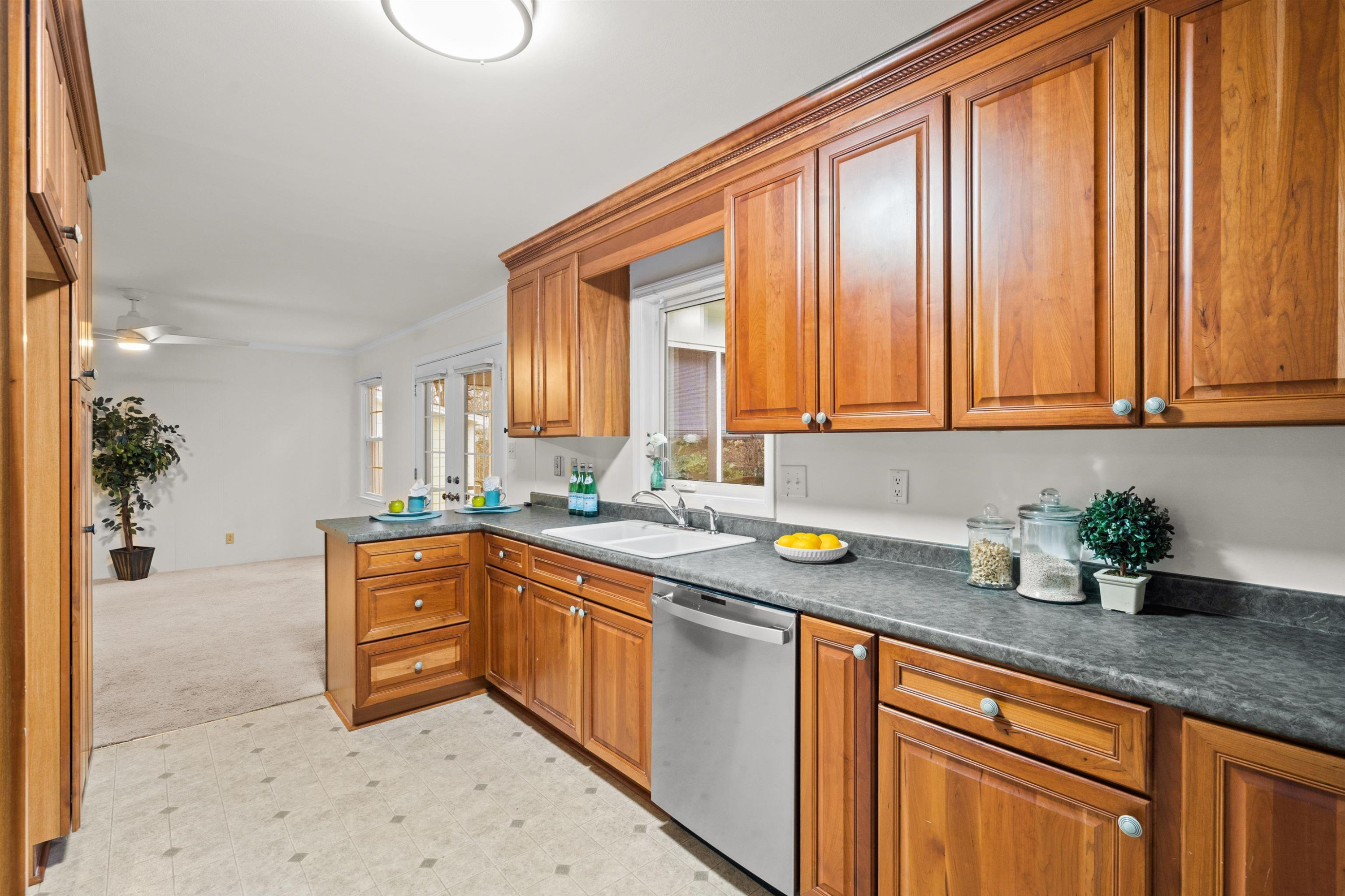 309 Glen Valley Road Raleigh, NC 27609 - Photo 12 of 34 Kitchen