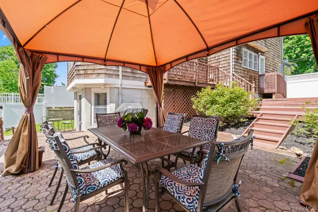 a view of outdoor space yard and patio