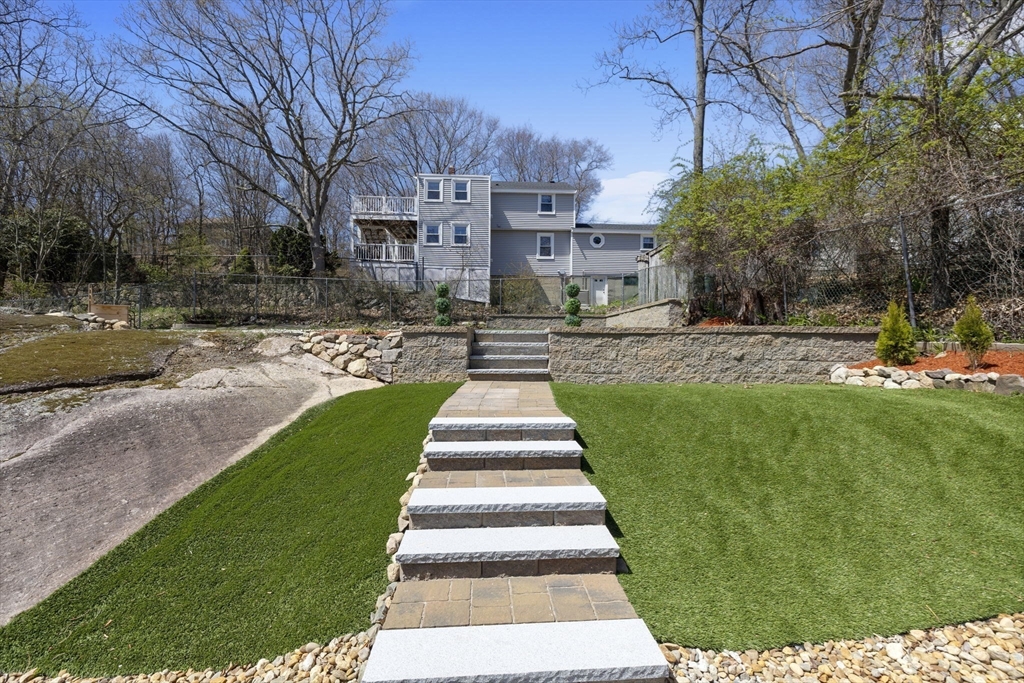 12 Bisbee Road Saugus, MA 01906 - Photo 18 of 21