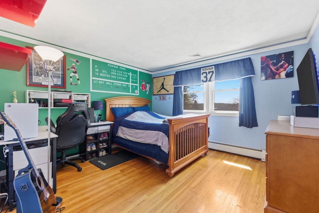 12 Bisbee Road Saugus, MA 01906 - Photo 6 of 21