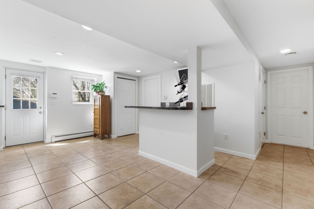 12 Bisbee Road Saugus, MA 01906 - Photo 9 of 21