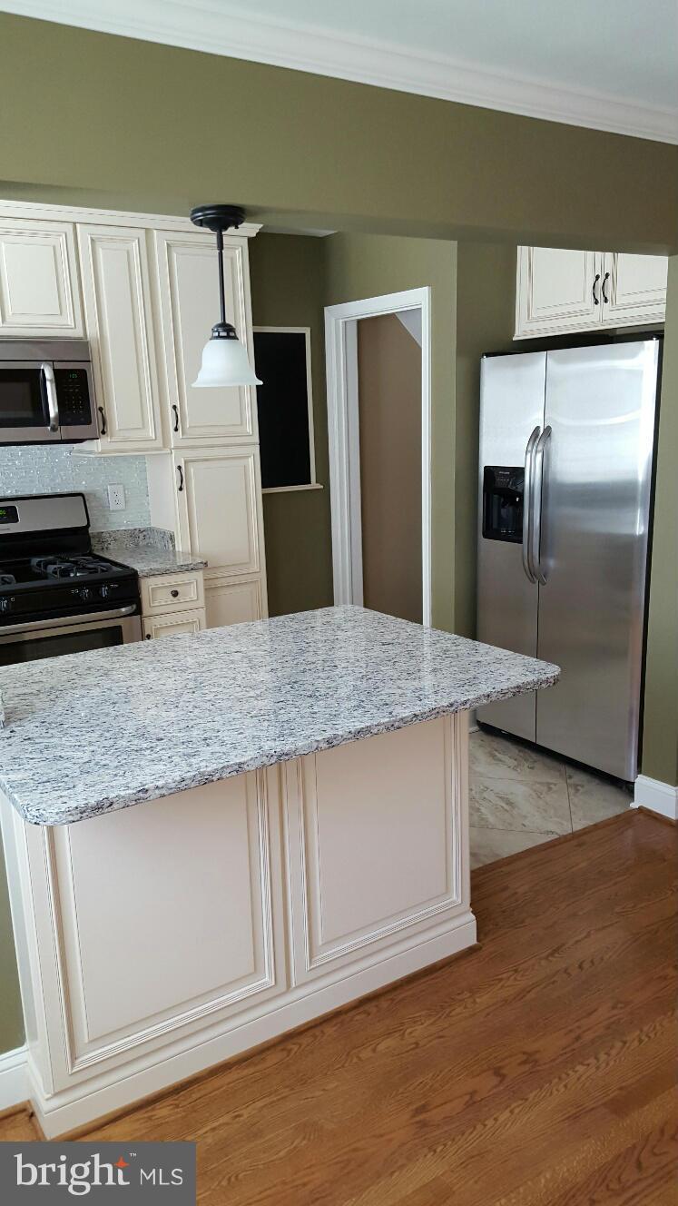 429 Westfield Road Baltimore, MD 21222 - Photo 6 of 25 Kitchen