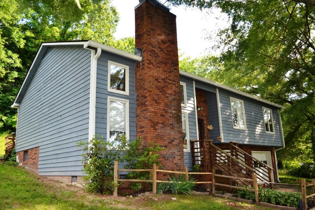 620 Whispering Pines Road Max Meadows, VA 24360 - Photo 2 of 40 Gallery Image 2
