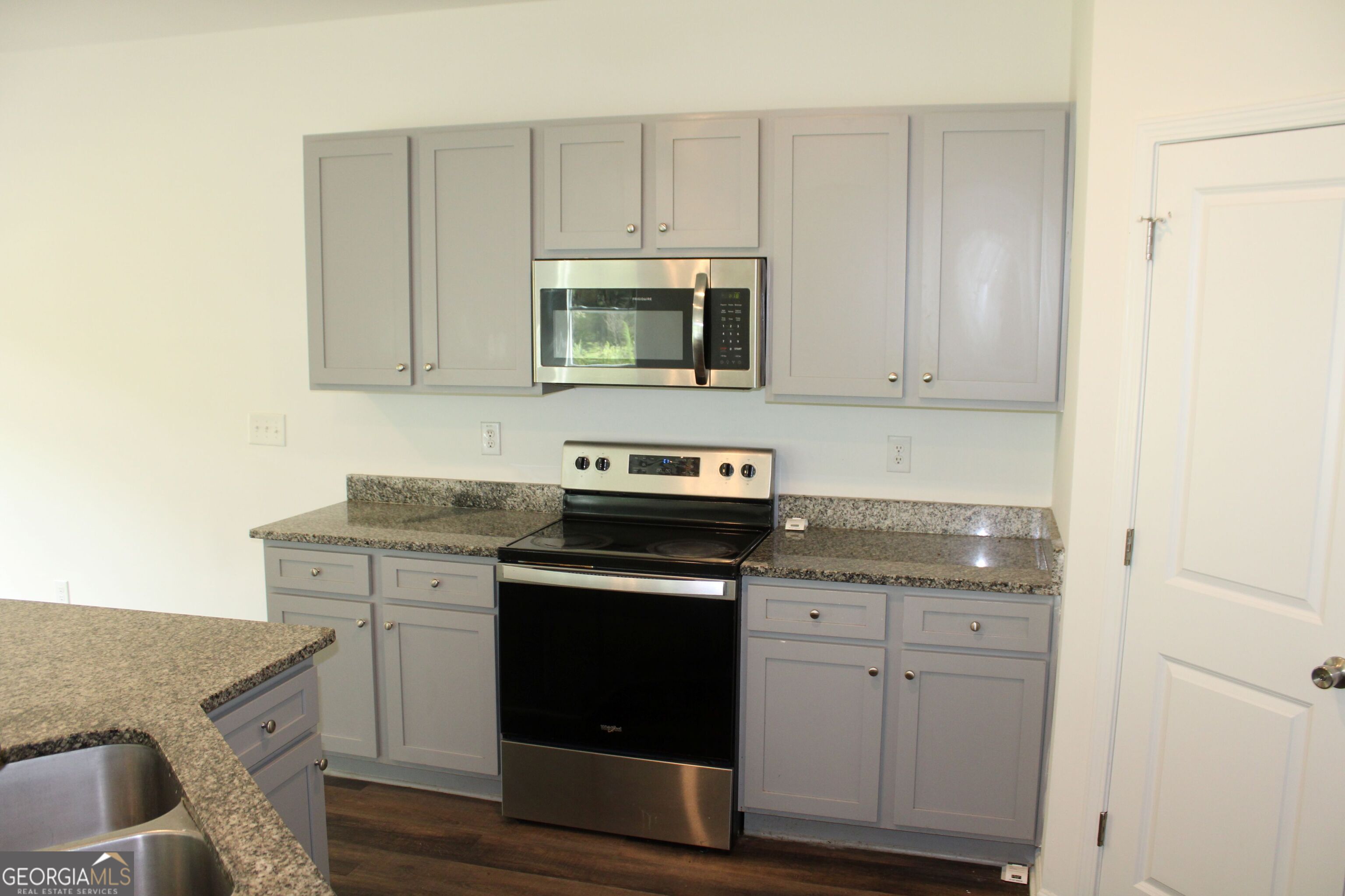 9220 Golfview Circle Covington, GA 30014 - Photo 6 of 20 Gallery Image 6