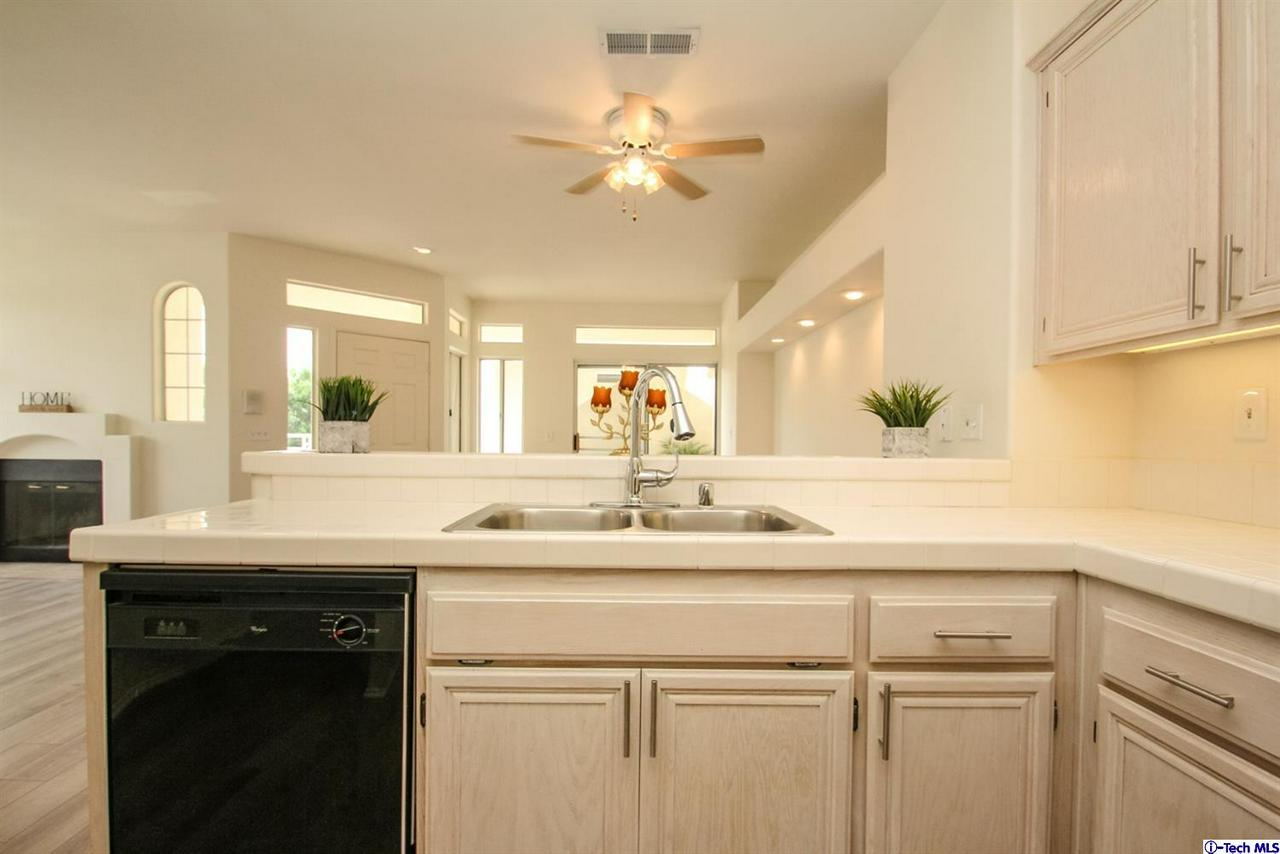 25554 Hemingway Avenue, Unit G Stevenson Ranch, CA 91381 - Photo 26 of 52 Gallery Image 26