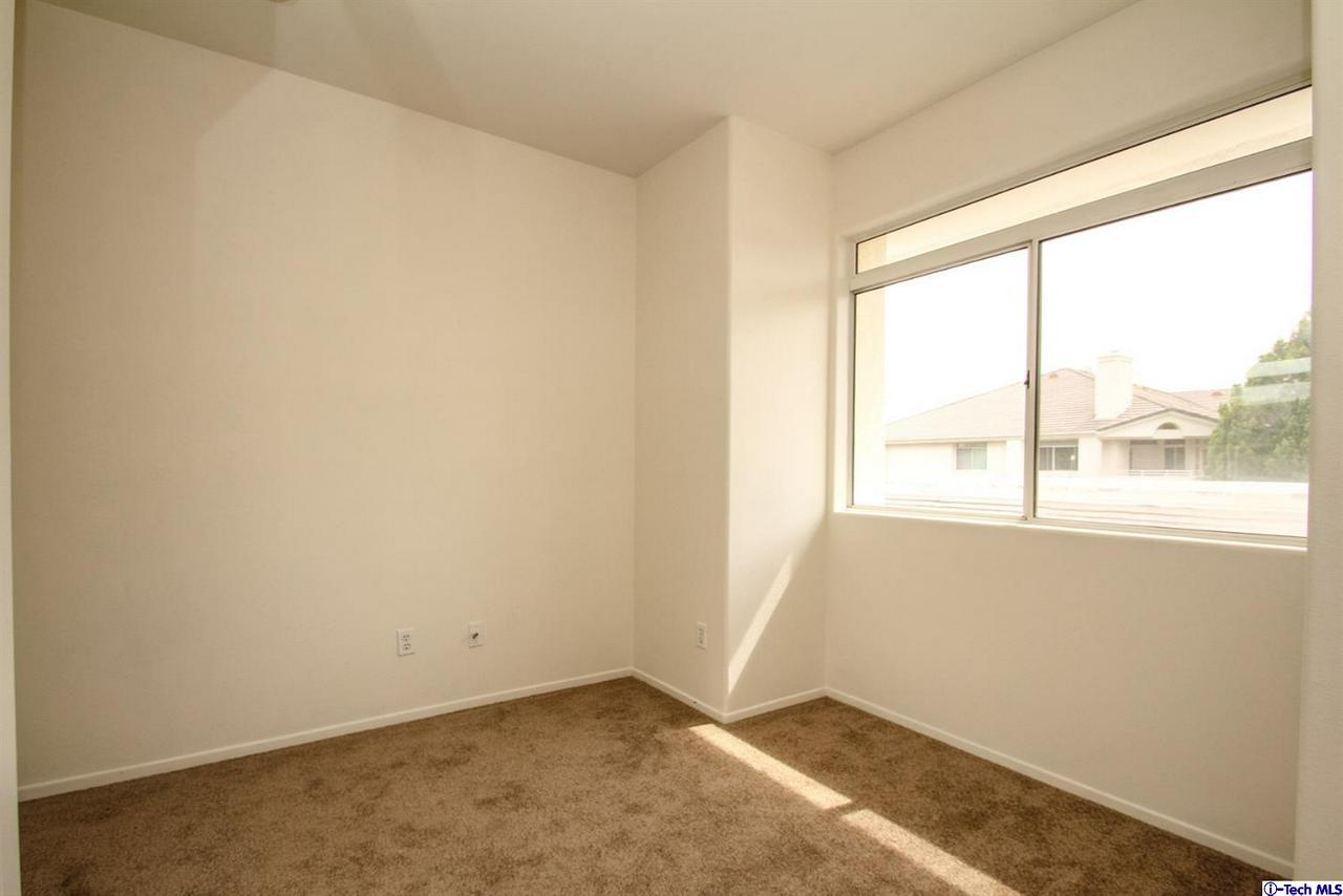 25554 Hemingway Avenue, Unit G Stevenson Ranch, CA 91381 - Photo 31 of 52 Gallery Image 31
