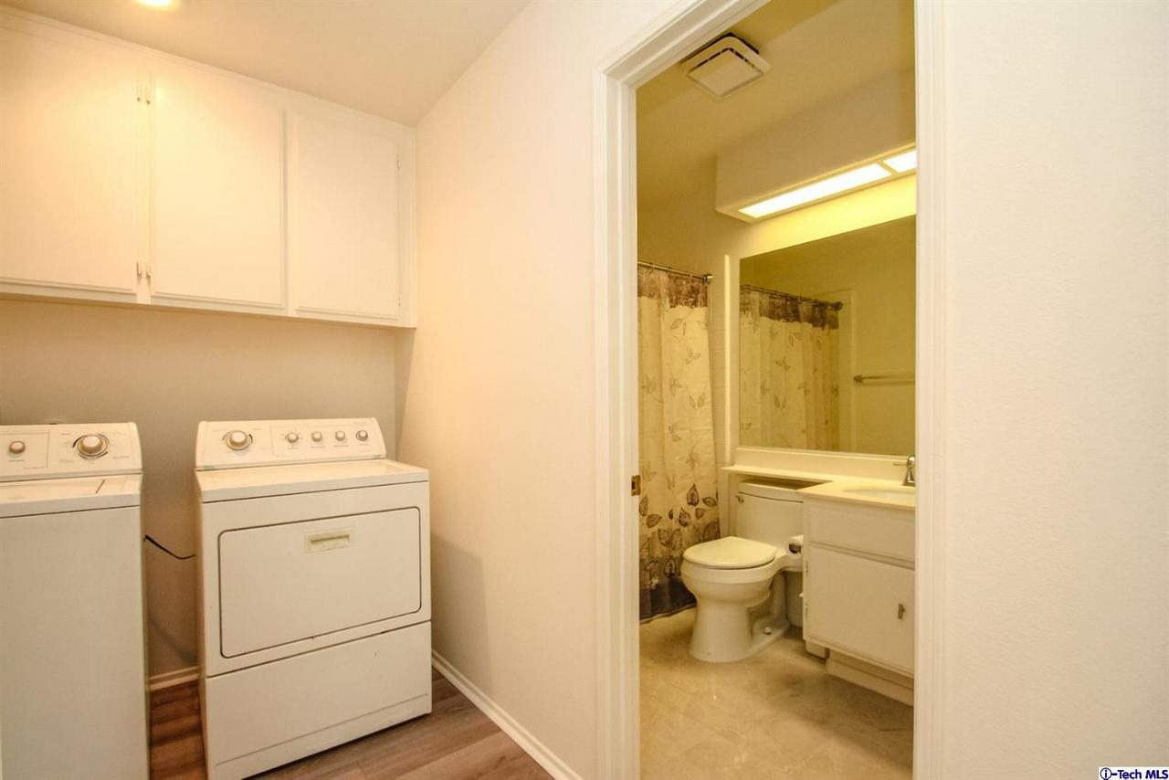25554 Hemingway Avenue, Unit G Stevenson Ranch, CA 91381 - Photo 32 of 52 Gallery Image 32