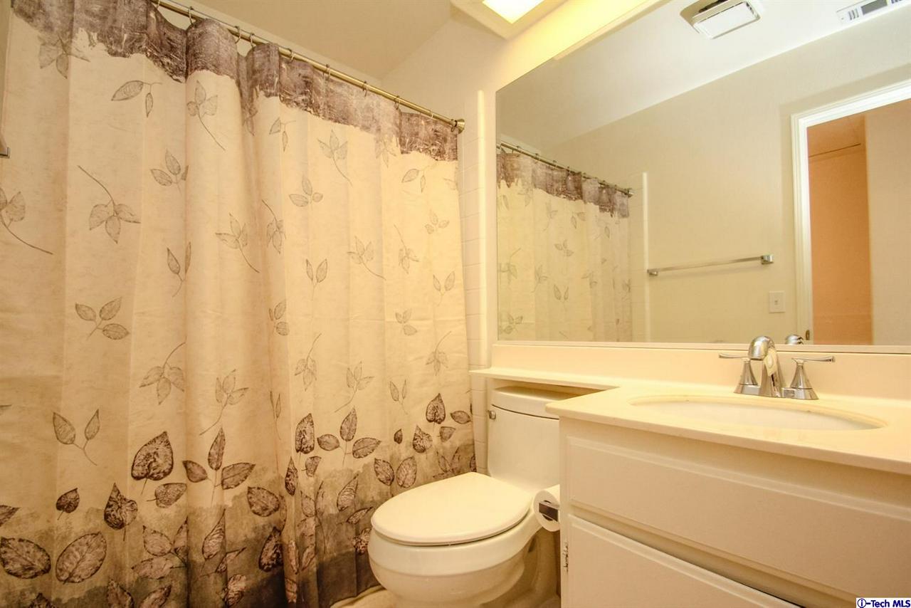 25554 Hemingway Avenue, Unit G Stevenson Ranch, CA 91381 - Photo 35 of 52 Gallery Image 35