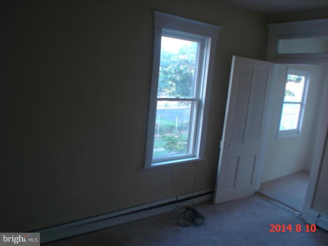 427 Ridge Avenue Hagerstown, MD 21740 - Photo 11 of 15 Bedroom