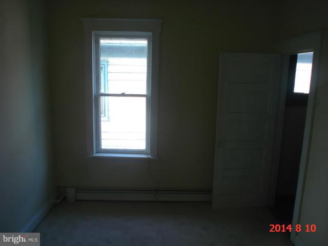427 Ridge Avenue Hagerstown, MD 21740 - Photo 13 of 15 Bedroom