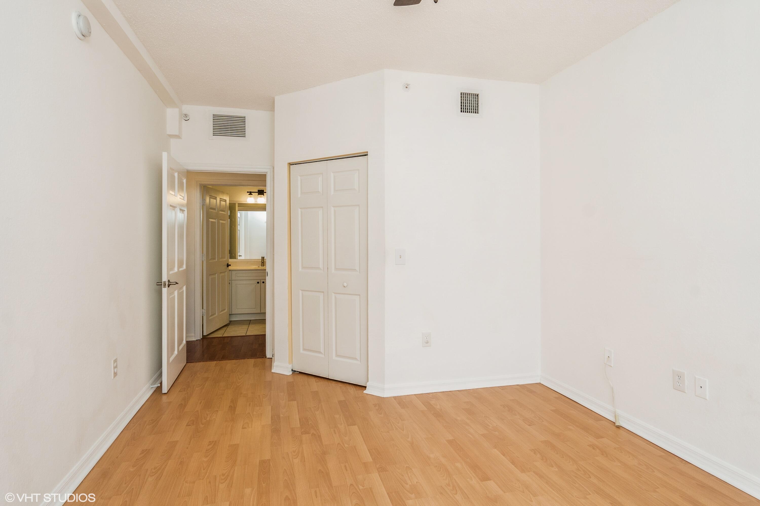 2725 Anzio Court, Unit 102 Palm Beach Gardens, FL 33410 - Photo 12 of 33 a view of an empty room