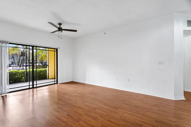 $2,650 | 2725 Anzio Court, Unit 102, Palm Beach Gardens, FL 33410