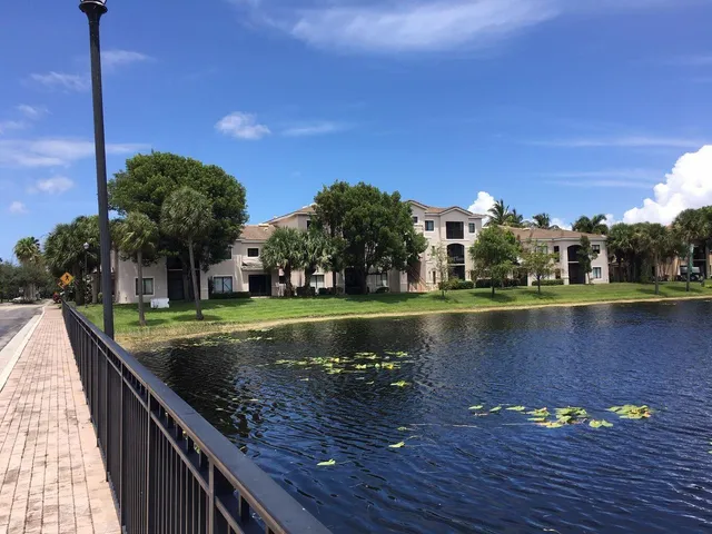 $2,650 | 2725 Anzio Court, Unit 102, Palm Beach Gardens, FL 33410