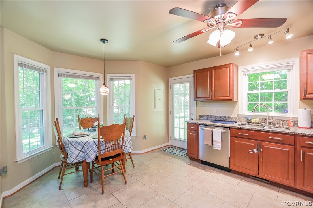 4902 Logswood Road Chesterfield, VA 23832 - Photo 22 of 50 a dining room with furniture a chandelier and window