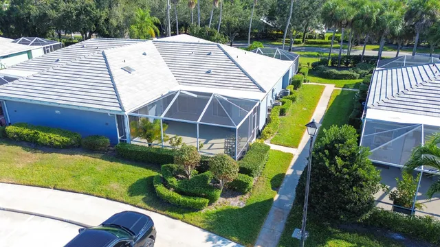 $229,500 | 1246 Northwest Sun Terrace Circle, Unit 14D, Port St. Lucie, FL 34986