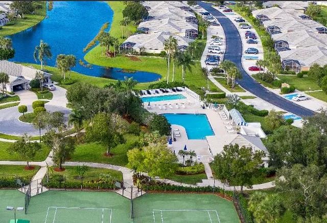 $229,500 | 1246 Northwest Sun Terrace Circle, Unit 14D, Port St. Lucie, FL 34986